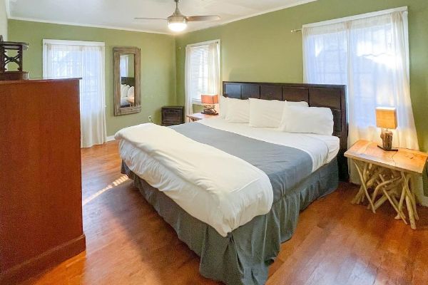 Hotel Wanderoo Lodge (Eureka Springs)